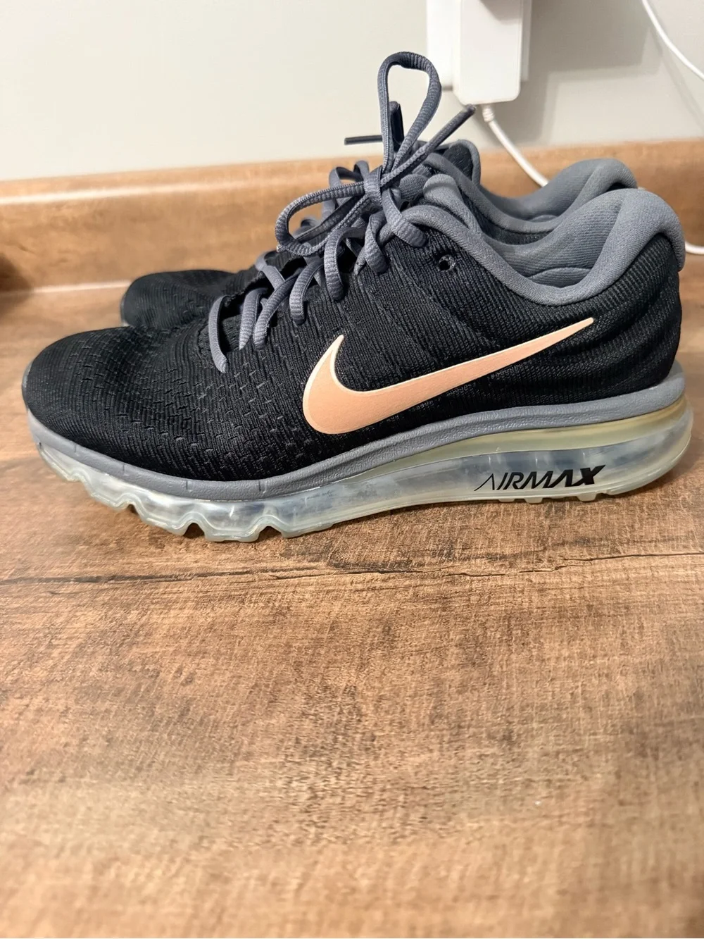 Nike Air Max 2017 Black Rose Gold Running Shoes Size 9